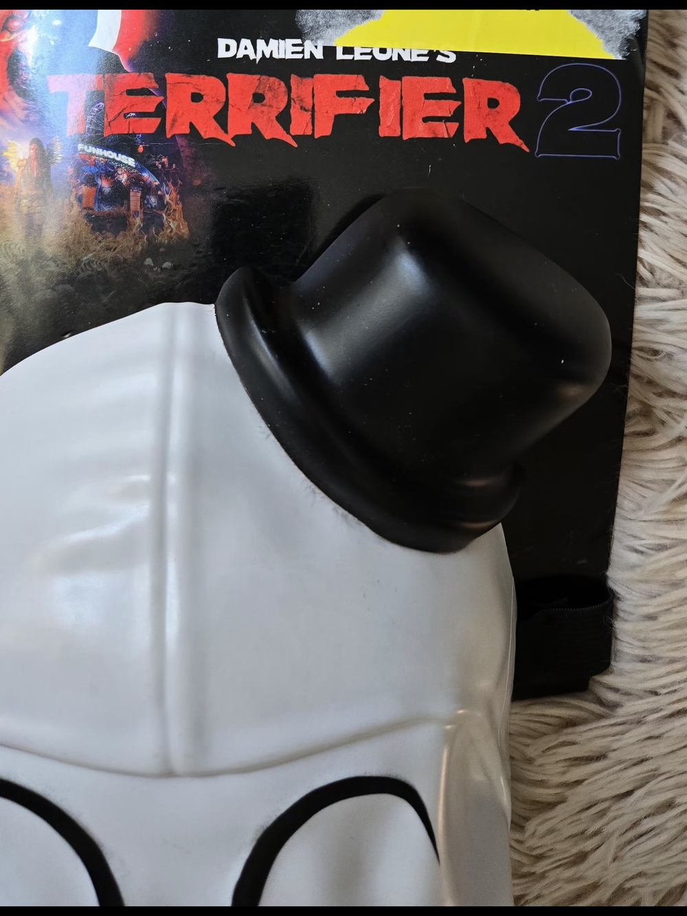 Damien Leone's Terrifier 2, Art The Clown Mask #1360 - Picture 4 of 6